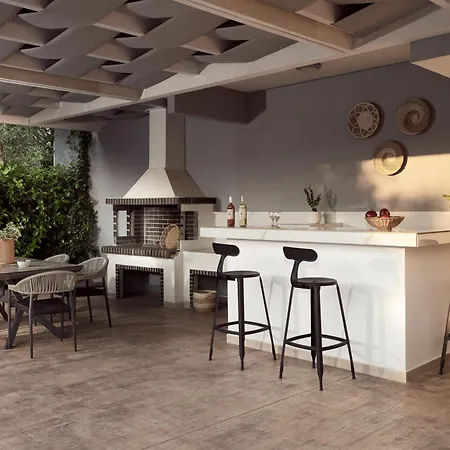 Jasmine With Private Pool, By Zantewize チィリヴィ