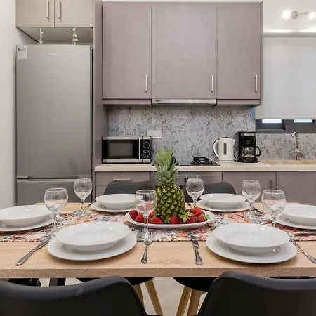 Jasmine With Private Pool, By Zantewize アパート チィリヴィ