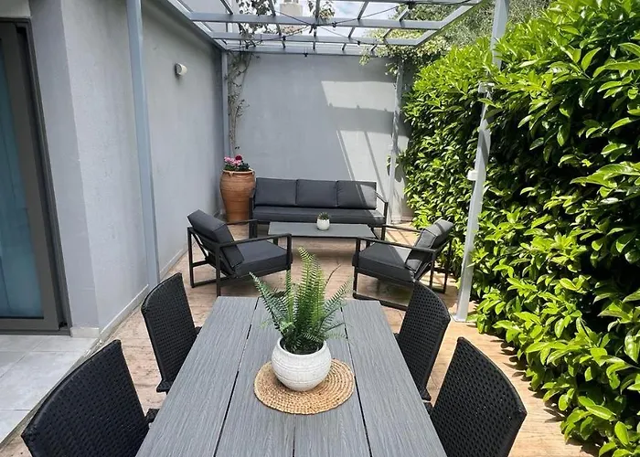 Jasmine With Private Pool, By Zantewize Апартаменты Циливи